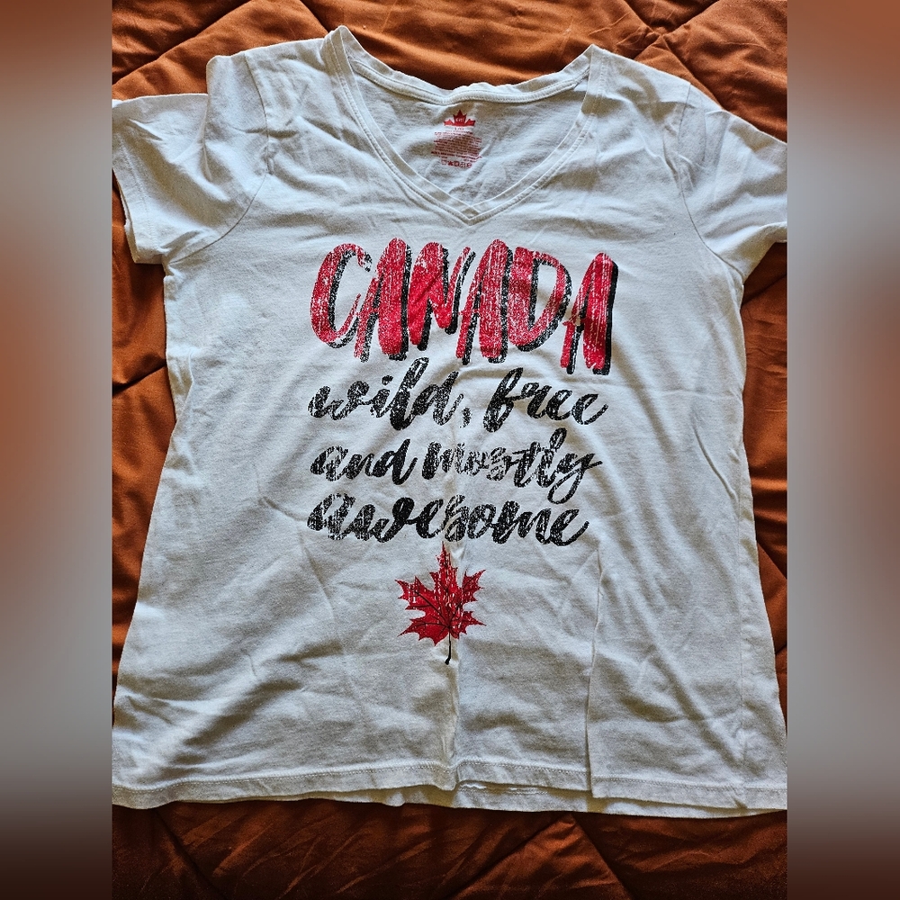 Canada Graphic White T-Shirt